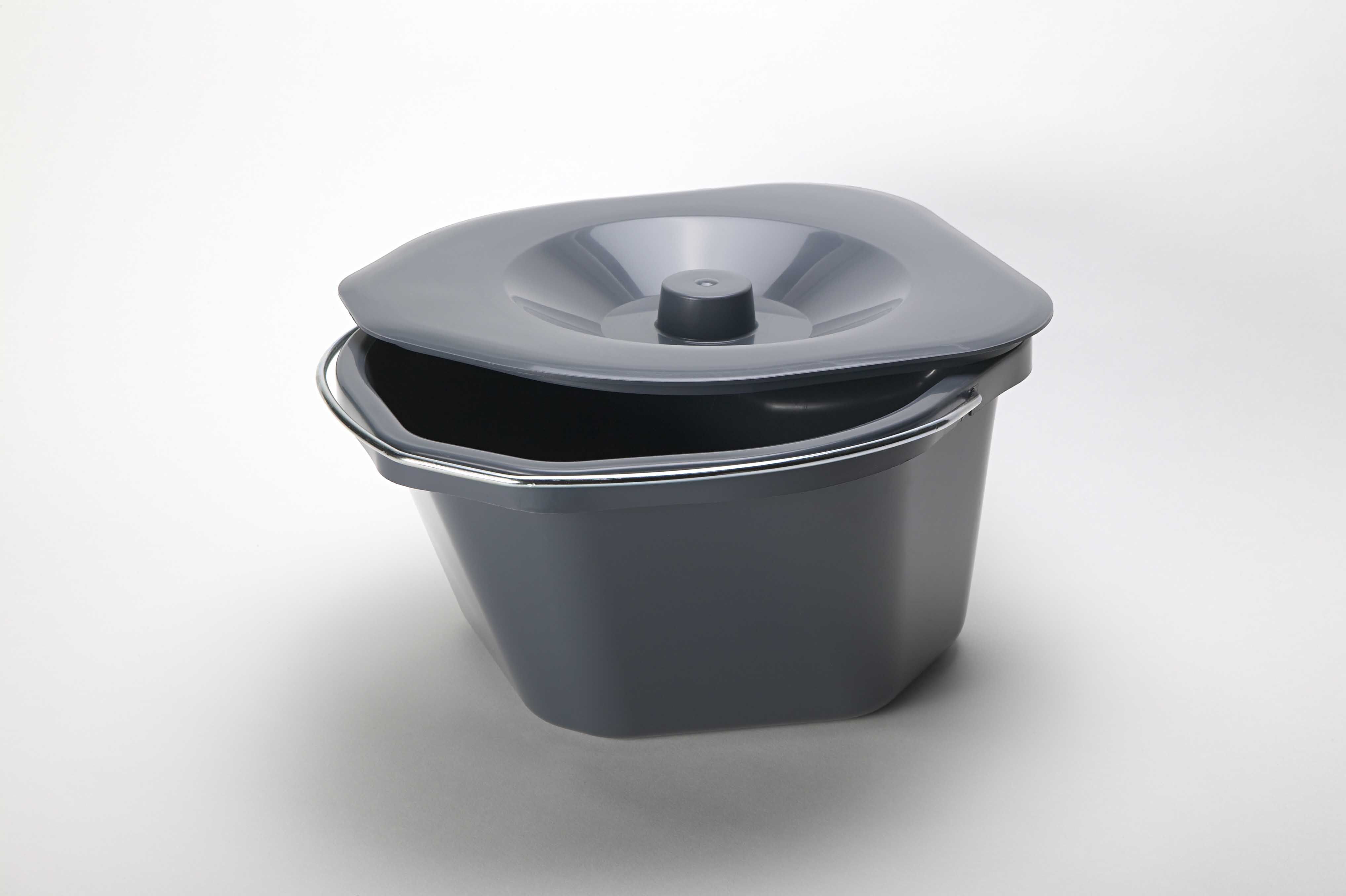 Кресло-стул инвалидный с санитарным оснащением 9063 Vermeiren купить в OrtoMir24